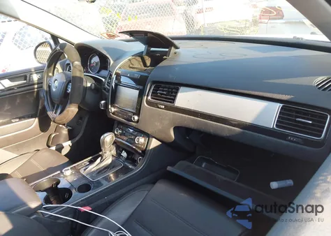 2014 Volkswagen Touareg 3.6L Sport from USA, damaged, VIN WVGEF9BPXED005687